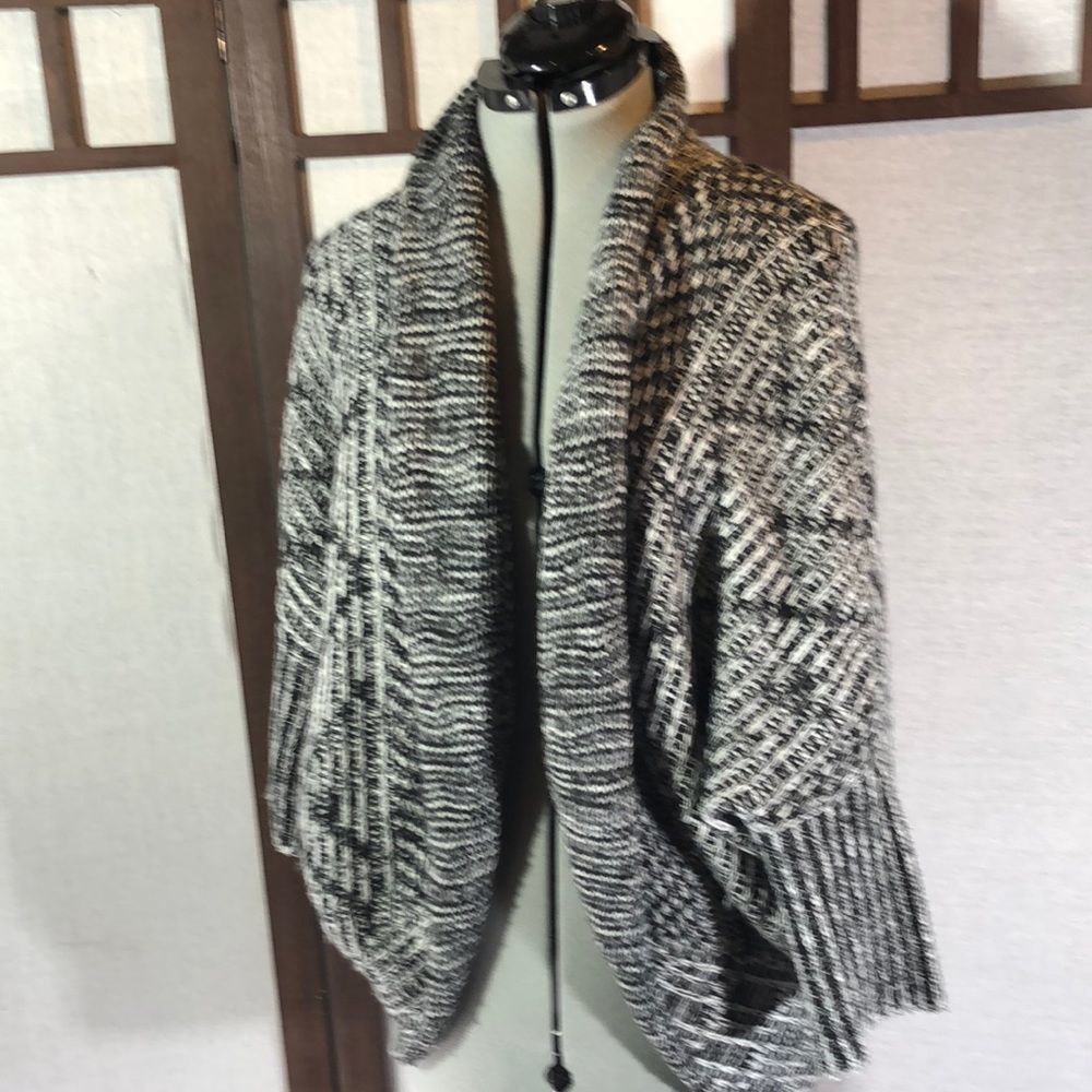 Anthropologie Ruby Moon bat wing open cardigan/sz Med/ black/grey/ white/ knit/